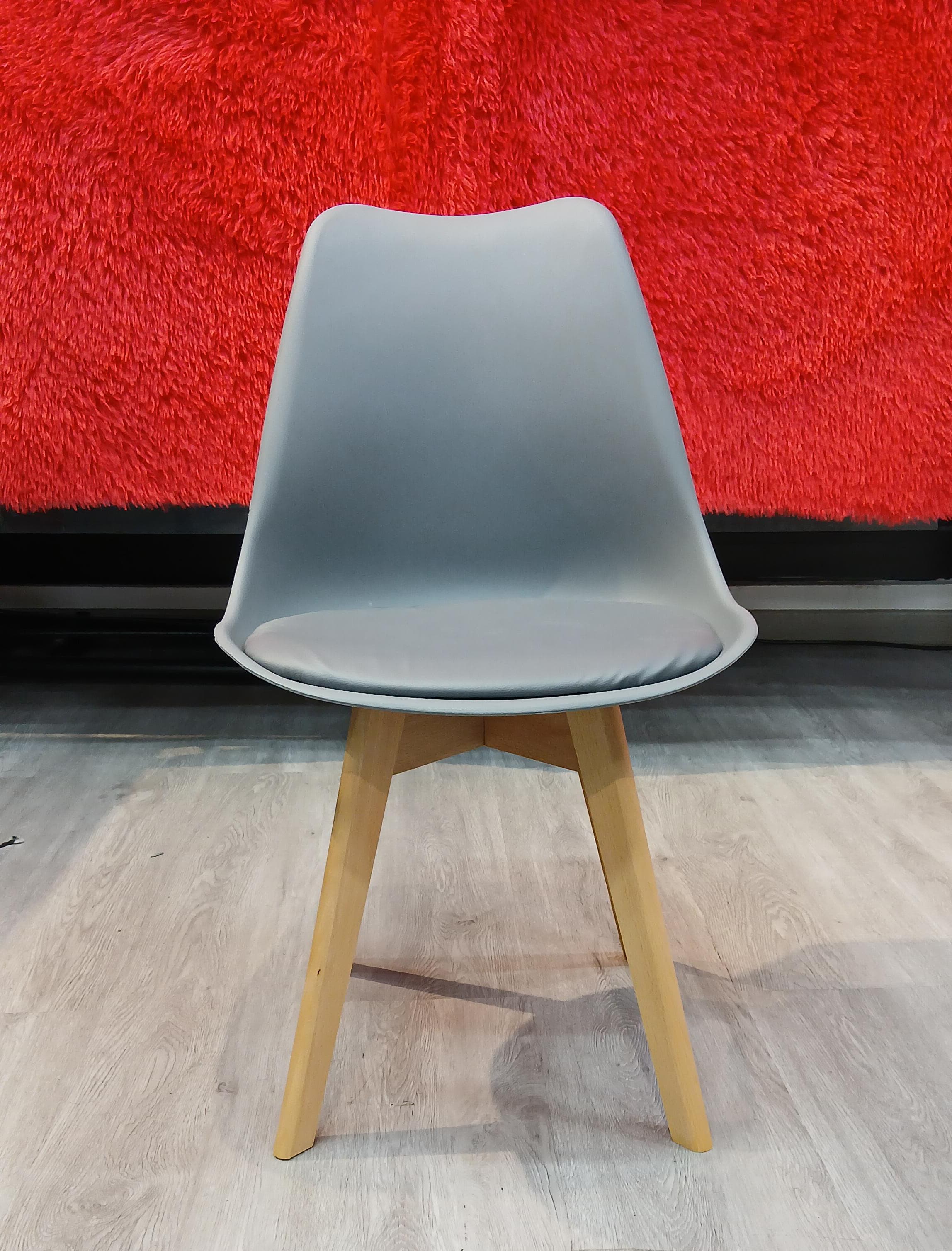 Silla Moderna Acolchada